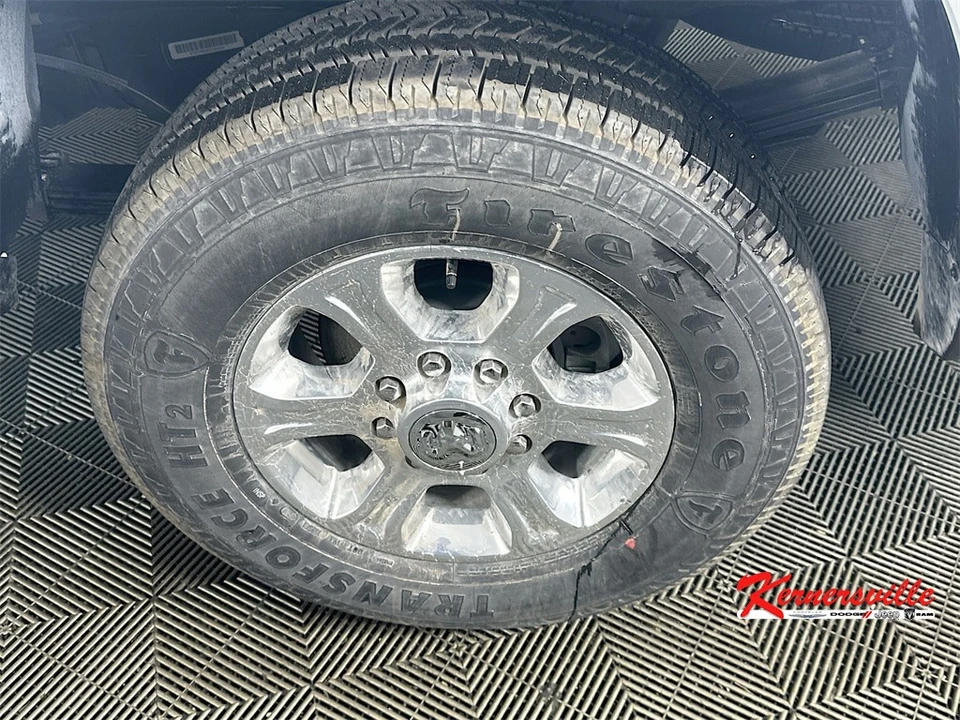 2025 Ram 3500 - Image 16 of 21