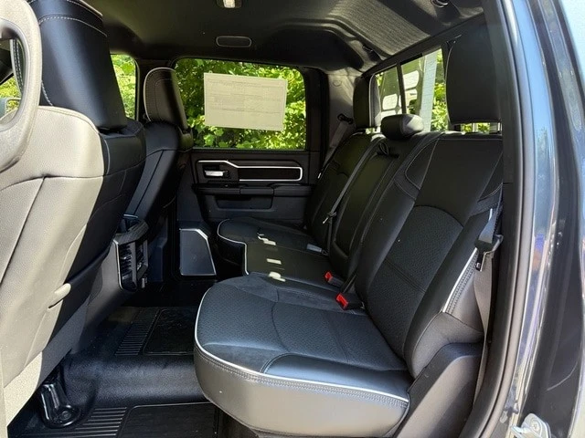 2025 Ram 3500 - Image 21 of 21