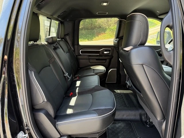 2025 Ram 3500 - Image 20 of 31