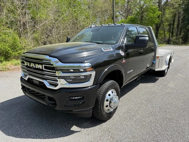 2025 Ram 3500 - Image 2 of 21