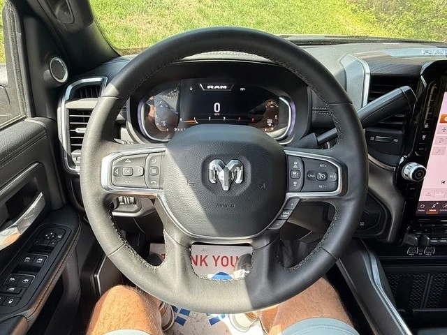 2025 Ram 3500 - Image 23 of 31