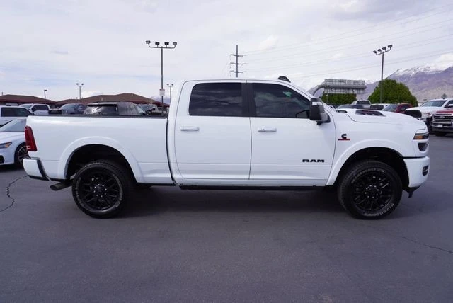 2025 Ram 3500 - Image 14 of 31