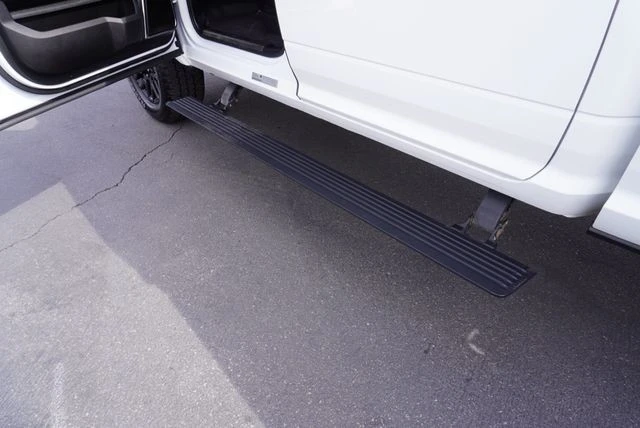 2025 Ram 3500 - Image 21 of 31