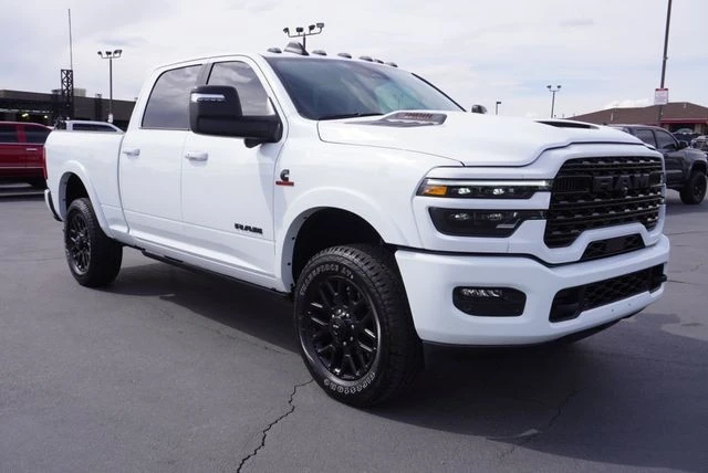 2025 Ram 3500 - Image 15 of 31