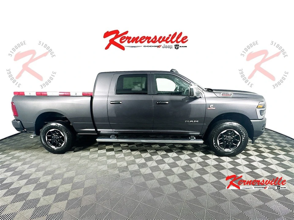 2025 Ram 3500 - Image 9 of 12