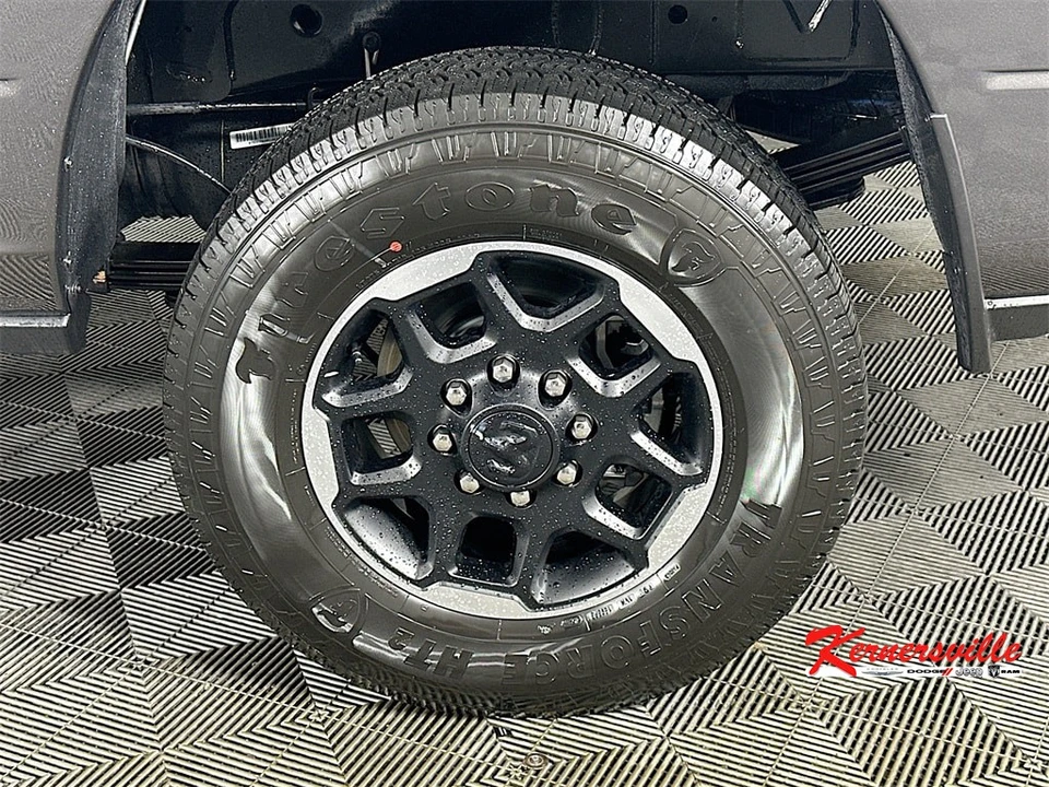 2025 Ram 3500 - Image 17 of 21
