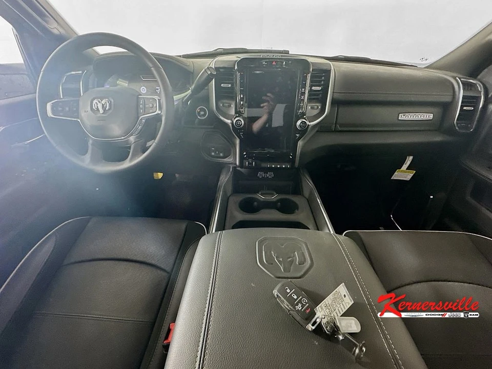 2025 Ram 3500 - Image 9 of 12