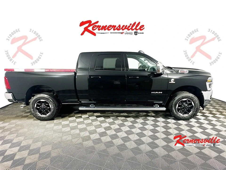 2025 Ram 3500 - Image 8 of 12