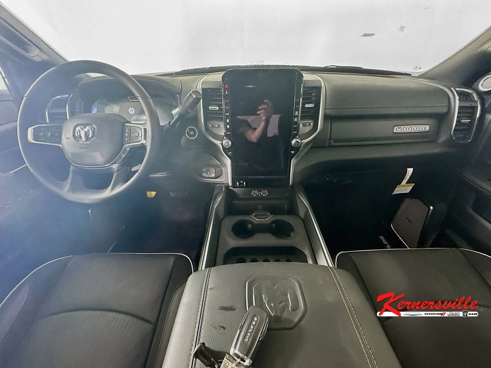 2025 Ram 3500 - Image 9 of 12