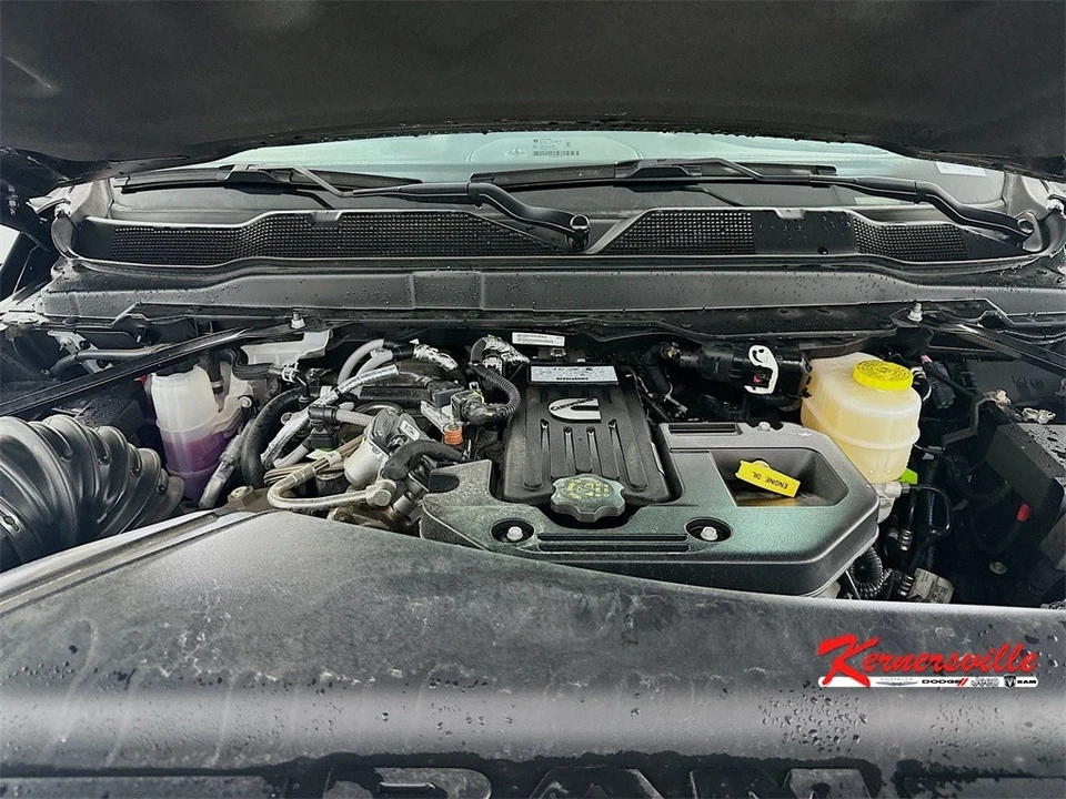 2025 Ram 3500 - Image 17 of 20
