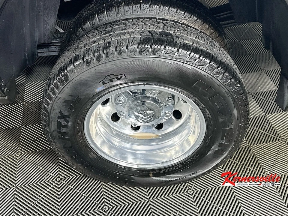 2025 Ram 3500 - Image 16 of 20