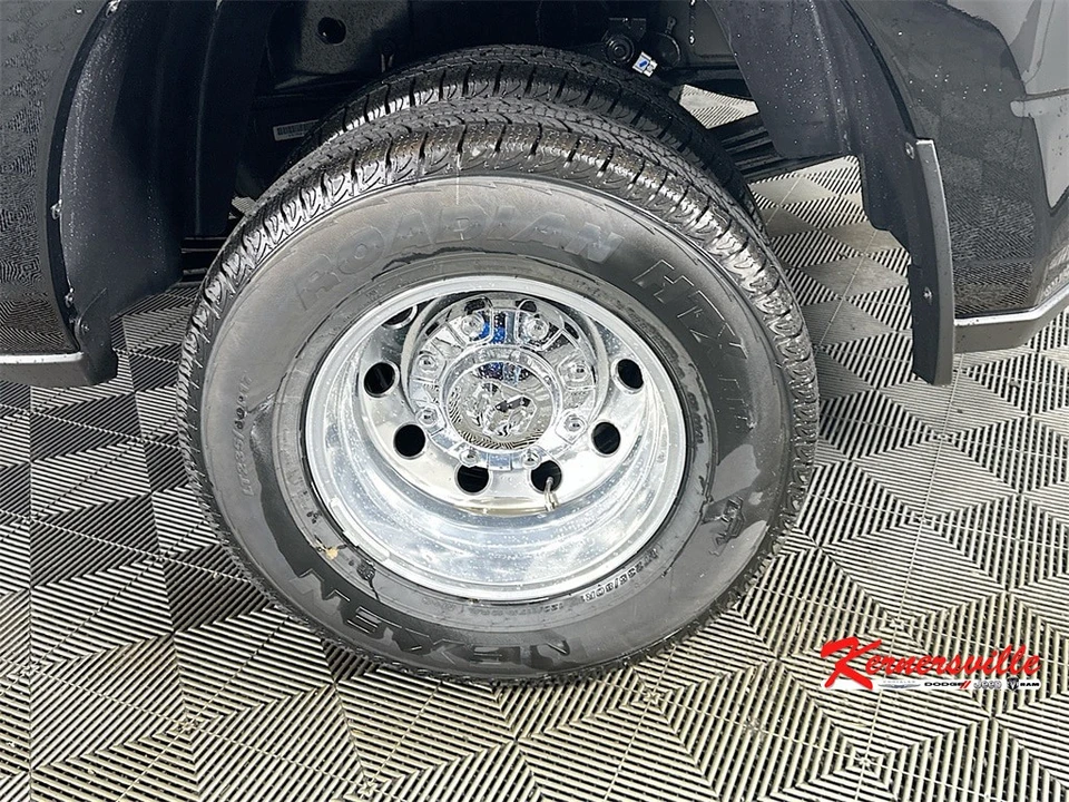 2025 Ram 3500 - Image 17 of 21