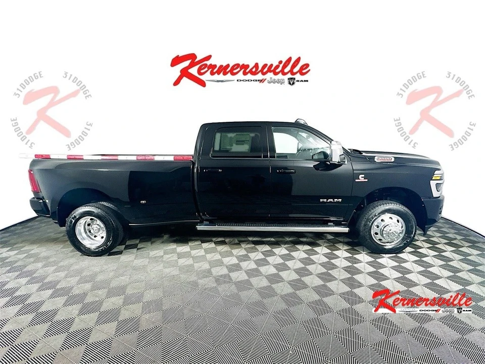 2025 Ram 3500 - Image 8 of 12
