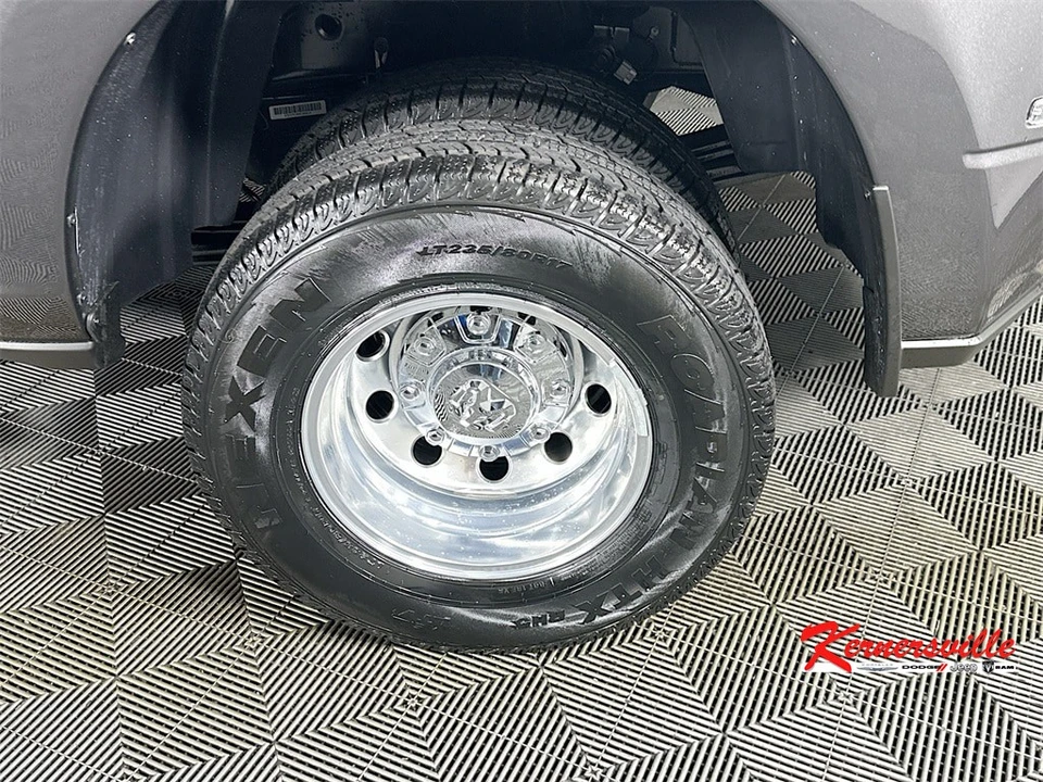 2025 Ram 3500 - Image 17 of 21