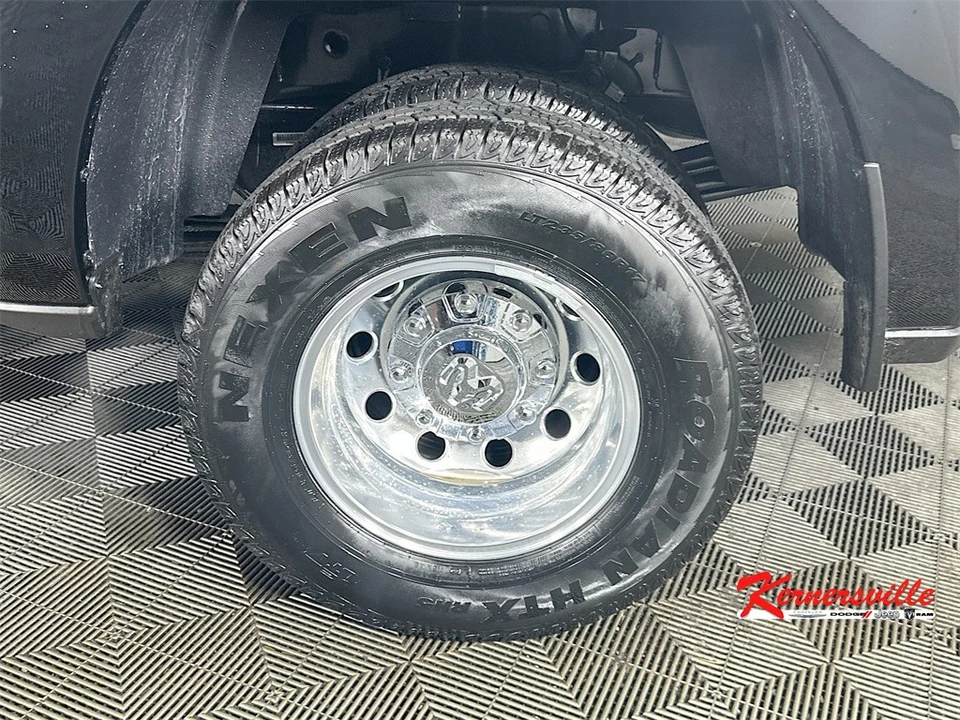 2025 Ram 3500 - Image 17 of 21
