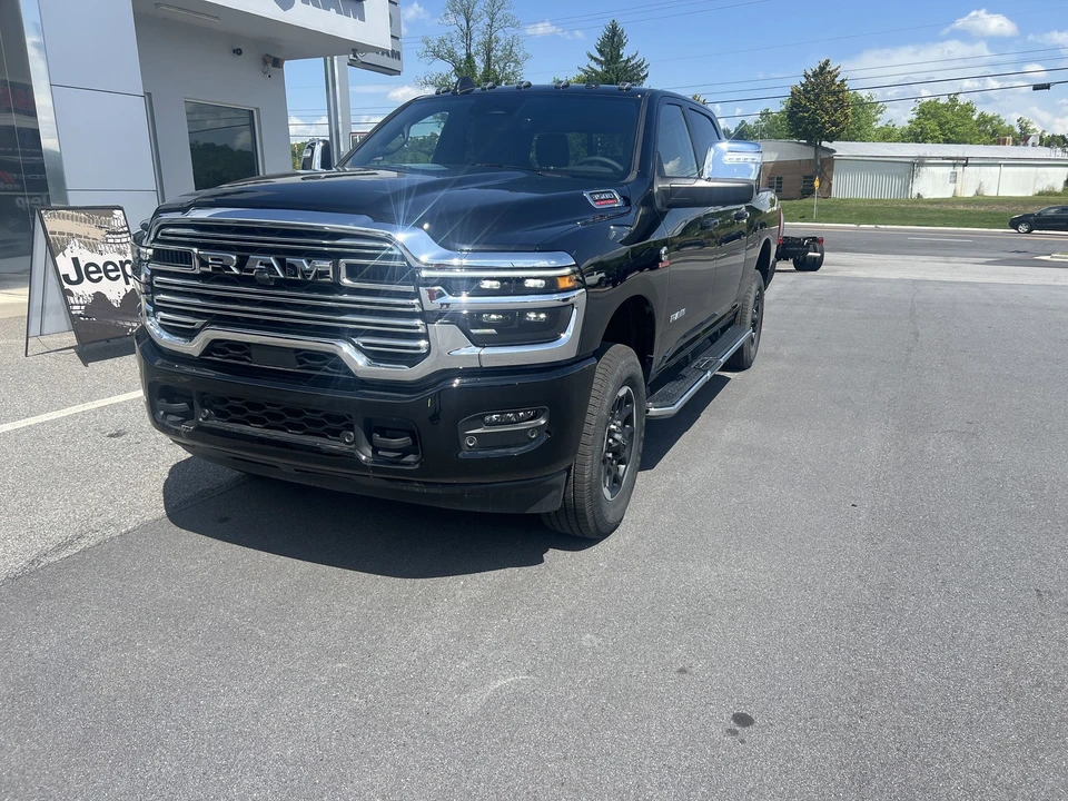 2025 Ram 3500 - Image 6 of 21