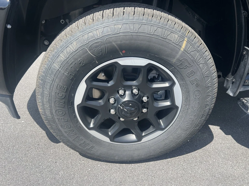 2025 Ram 3500 - Image 10 of 28
