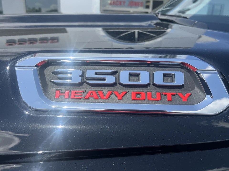2025 Ram 3500 - Image 25 of 28