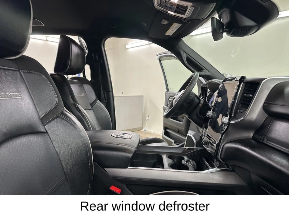 2025 Ram - Image 25 of 31