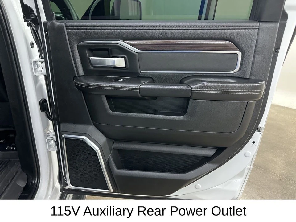 2025 Ram 3500 - Image 28 of 31