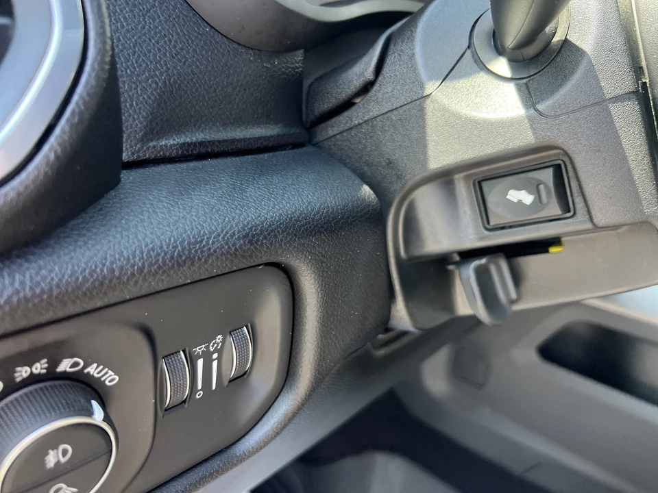 2025 Ram 3500 - Image 30 of 31