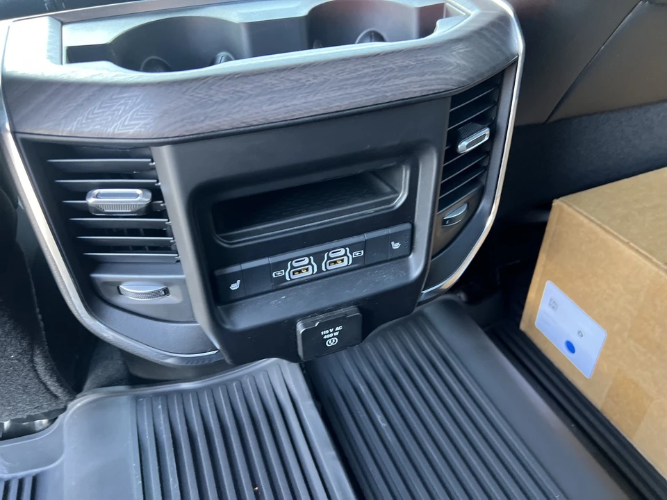 2025 Ram 3500 - Image 22 of 31