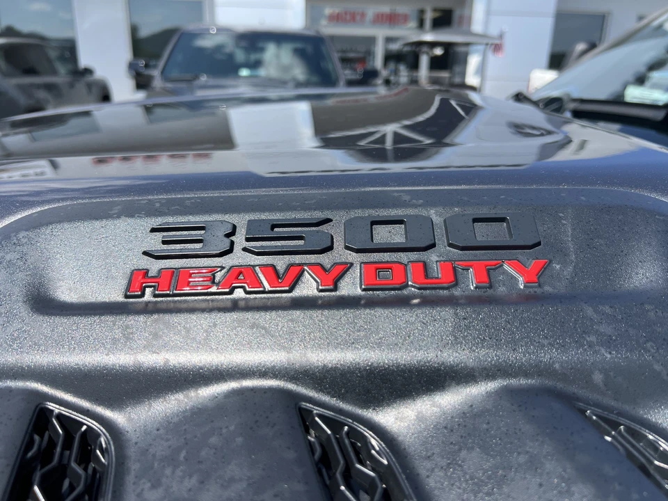 2025 Ram 3500 - Image 7 of 31