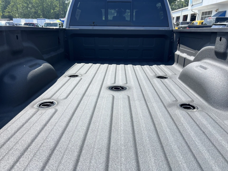 2025 Ram 3500 - Image 12 of 31