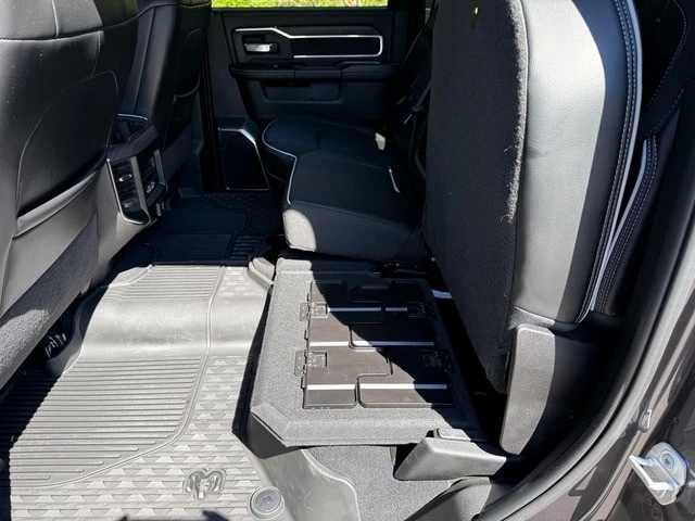 2025 Ram 3500 - Image 17 of 21