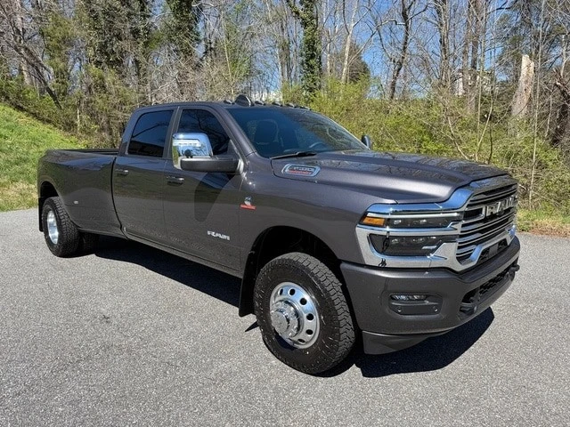 2025 Ram 3500 - Image 4 of 21