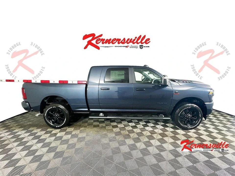 2025 Ram 3500 - Image 9 of 12