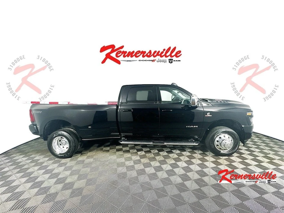 2025 Ram 3500 - Image 8 of 21