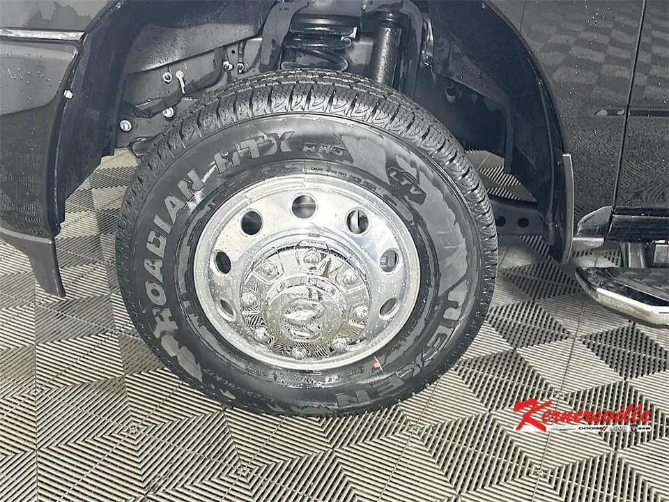 2025 Ram 3500 - Image 18 of 21