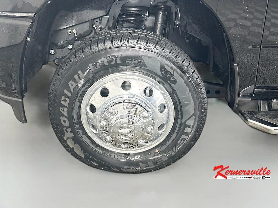 2025 Ram 3500 - Image 18 of 21