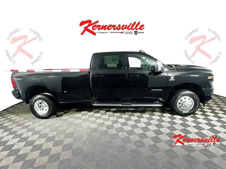 2025 Ram 3500 - Image 9 of 21