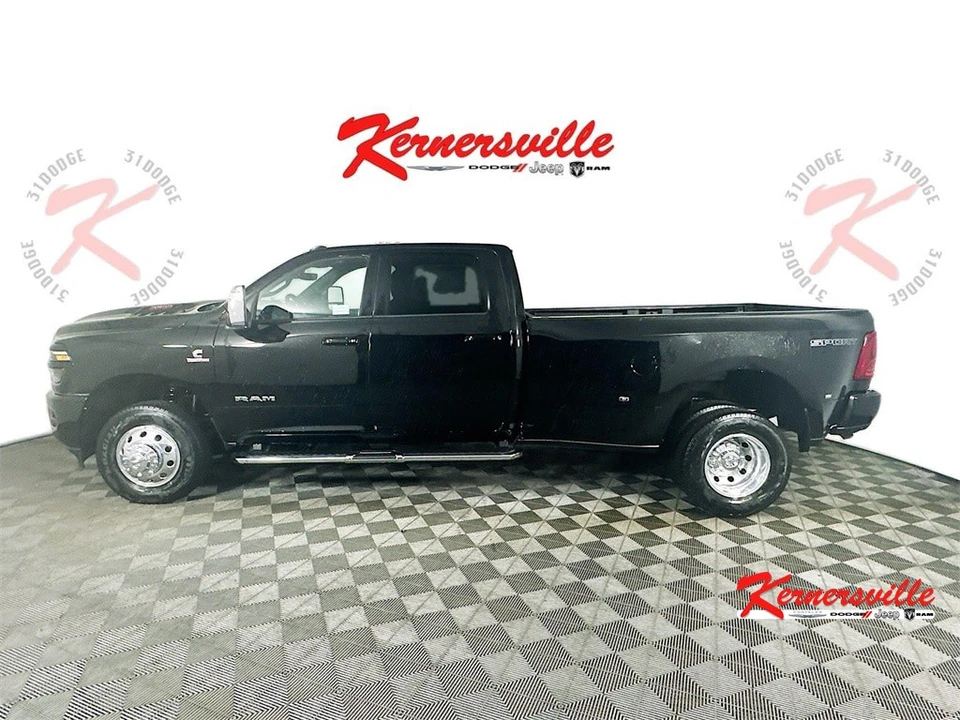 2025 Ram 3500 - Image 4 of 12