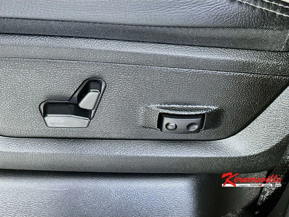 2025 Ram 3500 - Image 23 of 24