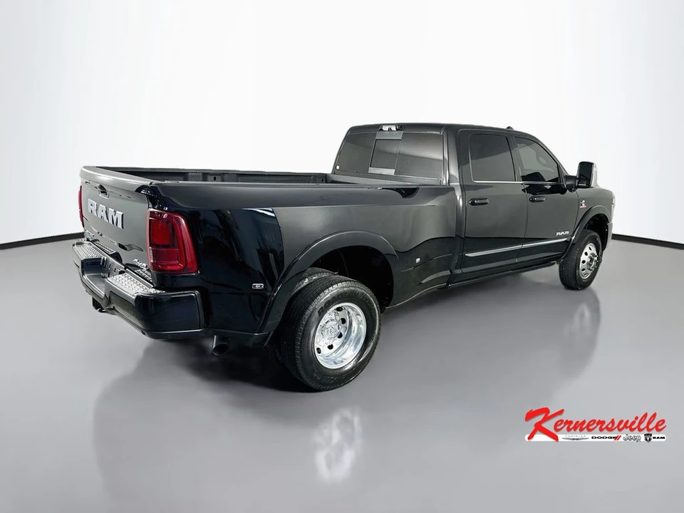 2025 Ram 3500 - Image 7 of 24