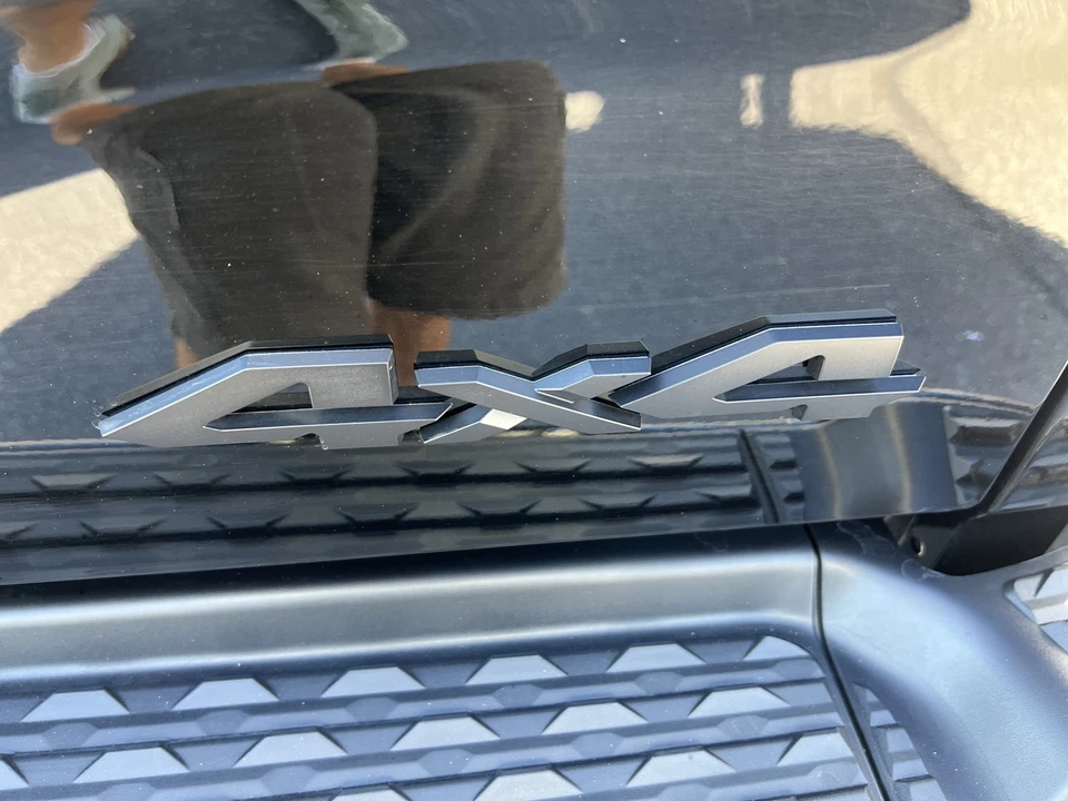 2025 Ram 3500 - Image 10 of 31