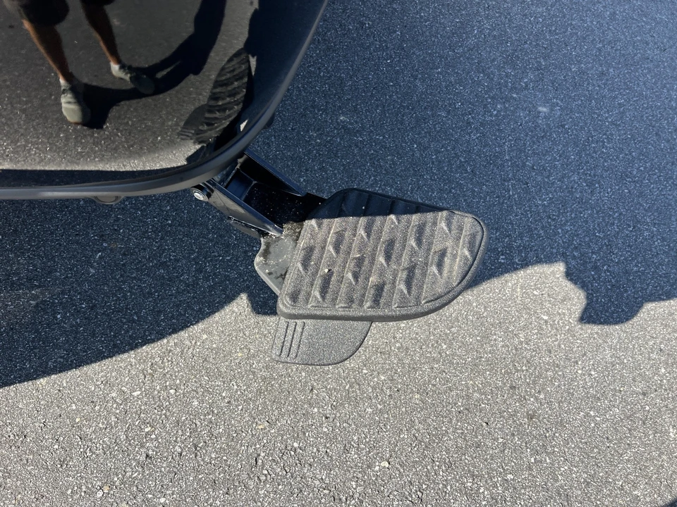 2025 Ram 3500 - Image 13 of 31
