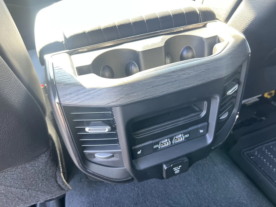 2025 Ram 3500 - Image 21 of 31