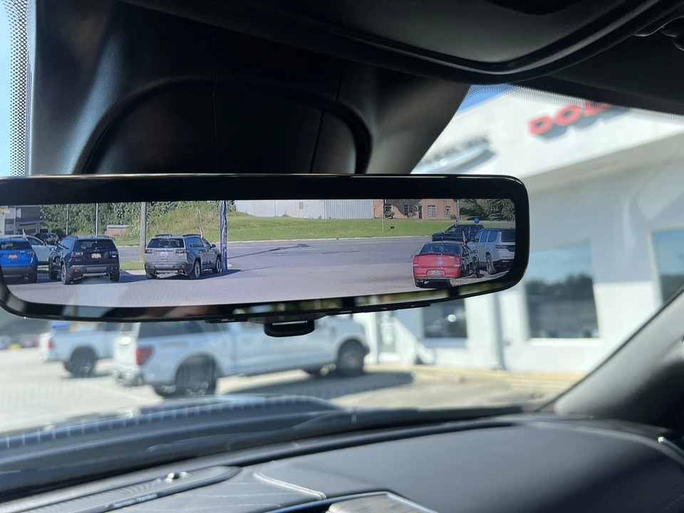2025 Ram 3500 - Image 20 of 31