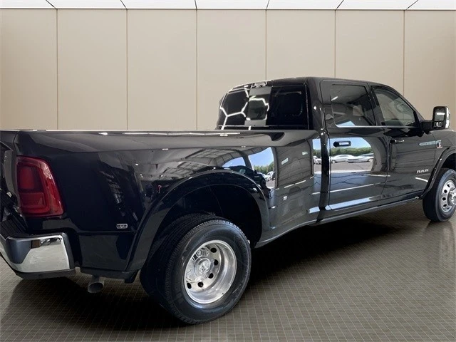 2025 Ram 3500 - Image 5 of 12