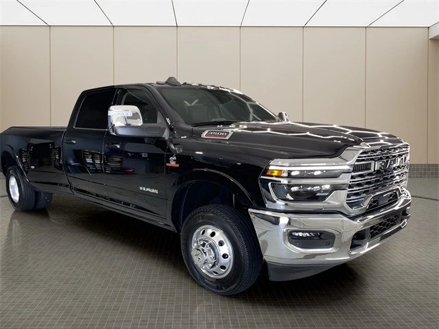 2025 Ram 3500 - Image 7 of 12