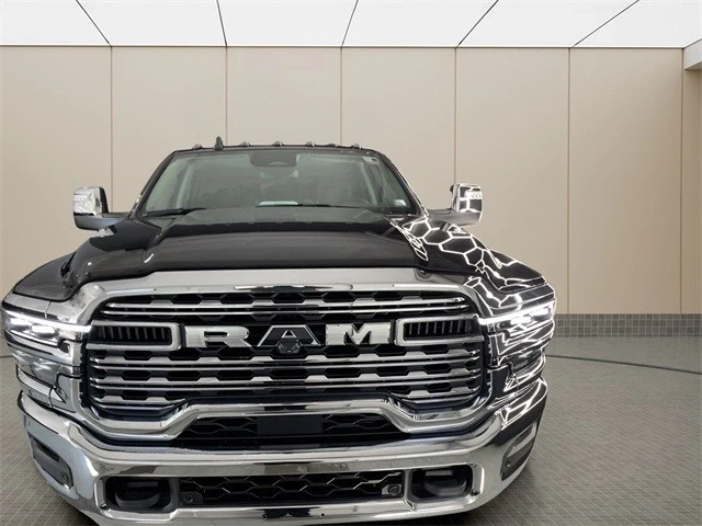 2025 Ram 3500 - Image 8 of 12