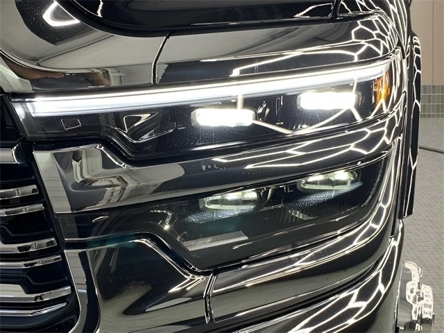 2025 Ram 3500 - Image 10 of 12