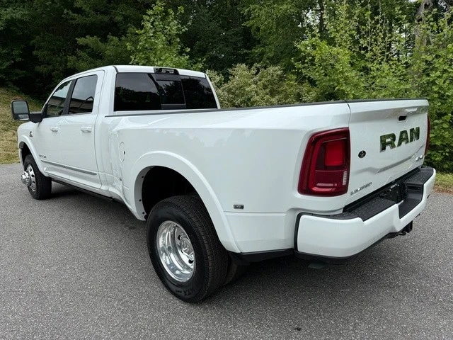 2025 Ram 3500 - Image 12 of 21