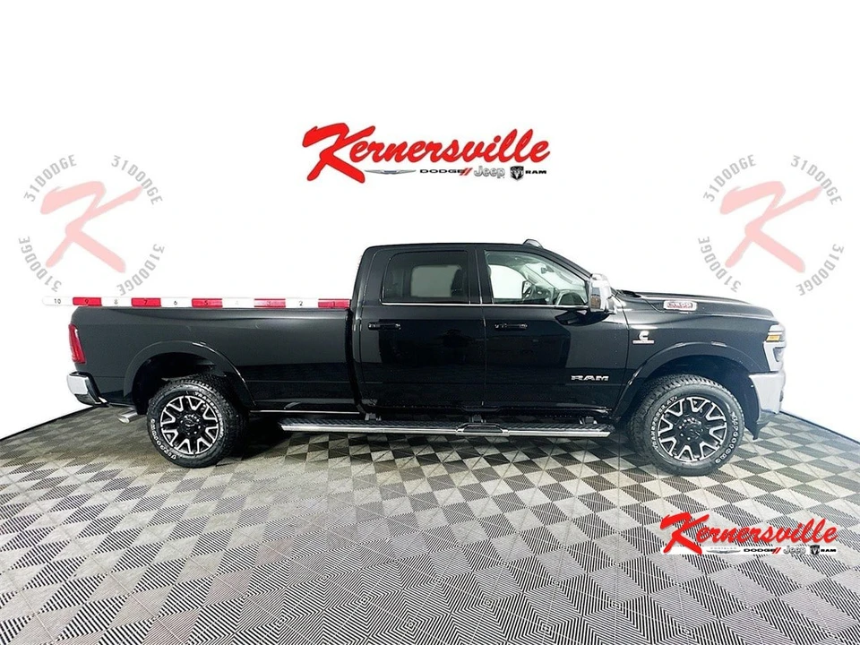 2025 Ram 3500 - Image 8 of 12