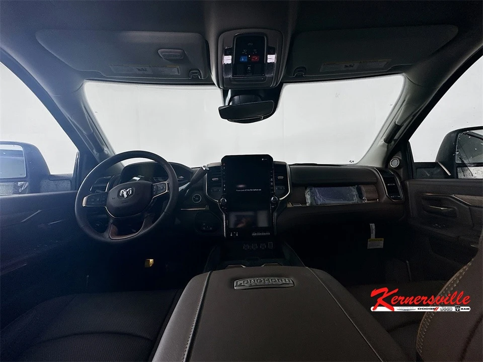 2025 Ram 3500 - Image 9 of 12