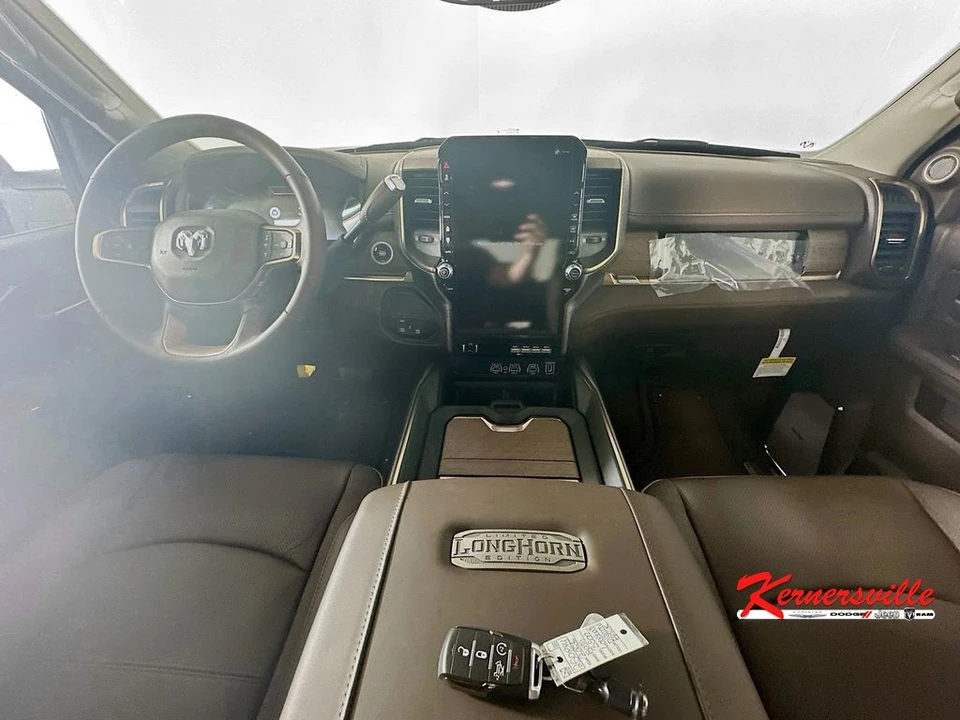 2025 Ram 3500 - Image 9 of 12